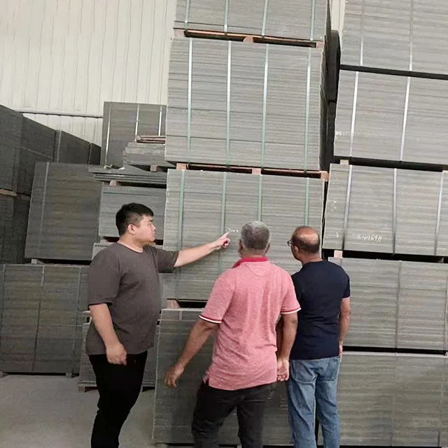 ईंट बनाने की मशीनरी पैलेट